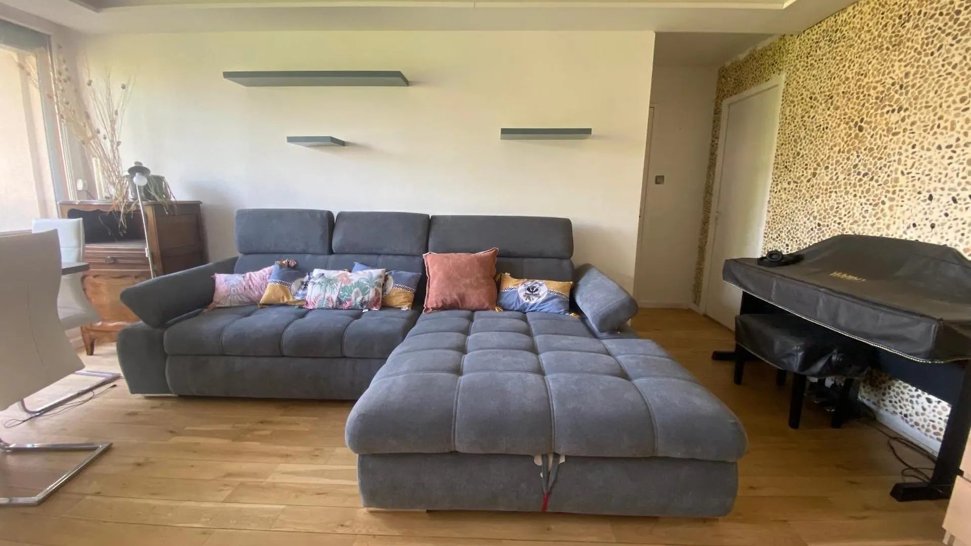Chambres D'Hotes Modernes A Bron
